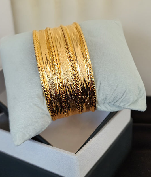 Goldora Modern Bracelet Set