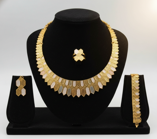 Hellen Gold Radiance Jewelry Set