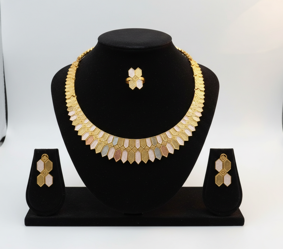 Hellen Gold Radiance Jewelry Set